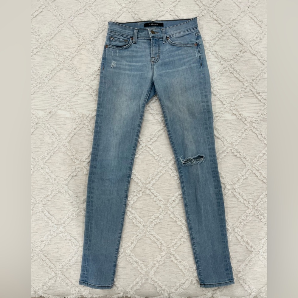 J brand jeans size 24 in light wash denim
